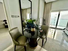 Flexible Payments | Pool View | Vacant Now