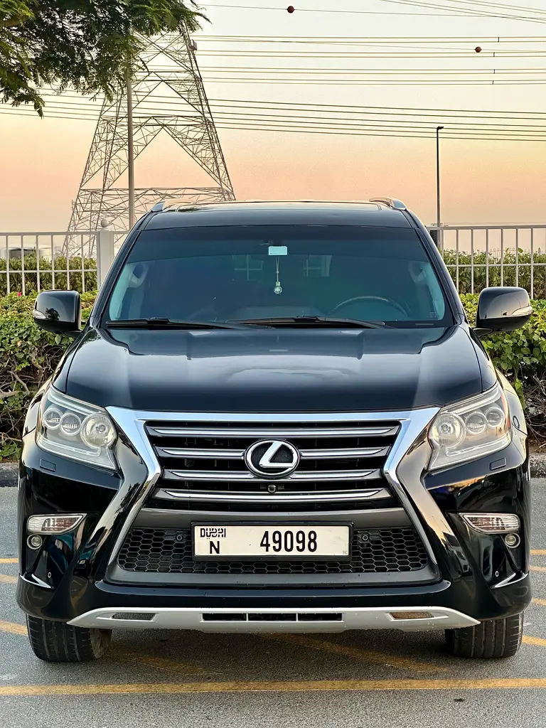 Lexus GX-Series 2015 — photo 1 of 17