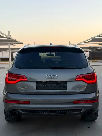 2015 AUDI Q7 — миниатюра 6