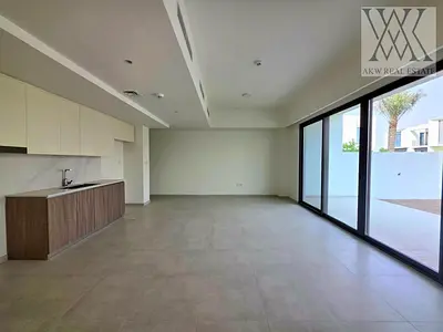 READY TO MOVE IN | CLEAN & BRIGHT | LUXURY LIVING