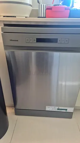 Hisense stainless steel built-in dishwasher - good working condition
