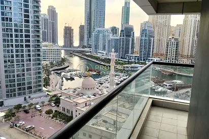 Marina view | Unfurnished | Good location
