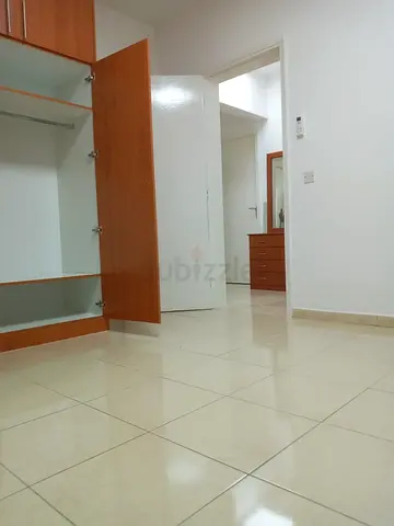 Private Room near ADCB Metro to let for an Indian Couple/ Single Lady to share with a Goan Family