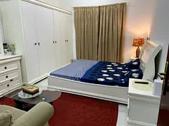 Private Room for a working Lady