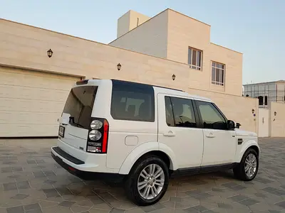 2015 LAND Rover LR4 — фото 6