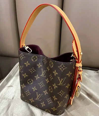 LOUIS VUITTON all in BB small size