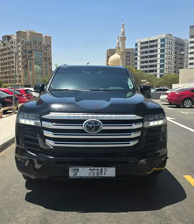 Toyota Land Cruiser 2023 3.5L GXR GCC Specs