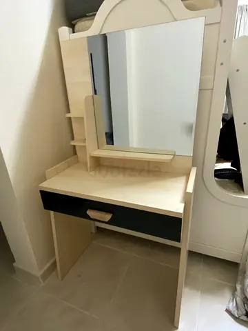 Small vanity table with mirror