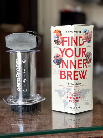 AeroPress clear Coffee Maker with Original Packaging Never used
