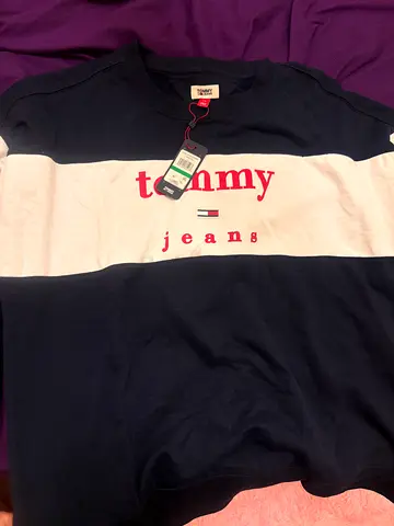 Tommy sweater L