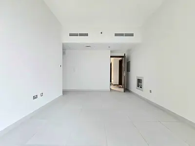 Spacious | With Kitchen Appliances | Ready to Move