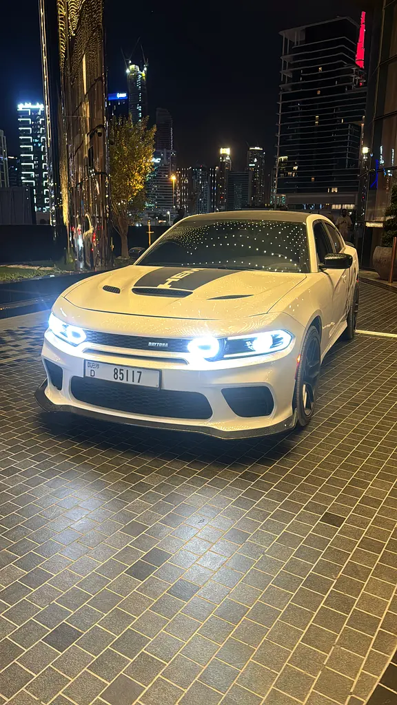 Dodge Charger 2023 — photo 1 of 1