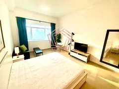 Separated Kitchen | High Floor | Skyline View