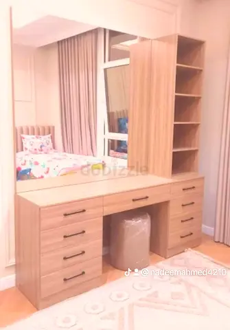 Wooden Dressing Table with Large Mirror and Drawers - Light Oak