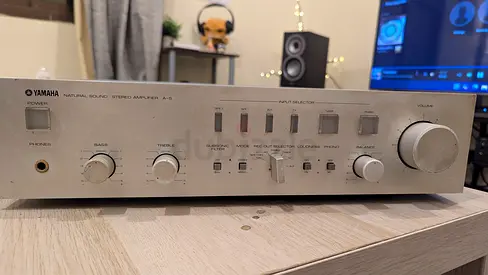 Vintage Yamaha A-5 Natural Sound Integrated Amplifier (1979) – Classic Silver Face