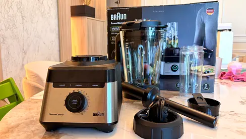 Braun PowerBlend High-Speed Blender with Attachments - Excellent Condition