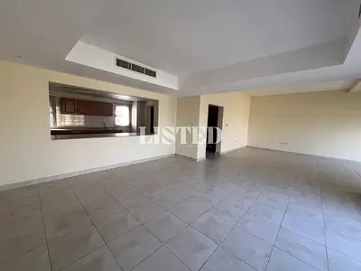 3 Bed Townhouse | Quiet Location | Golf Course View