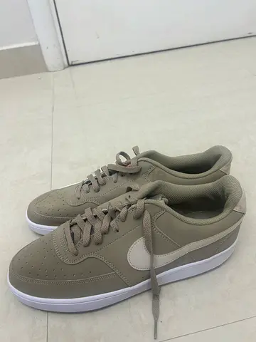 Nike sneaker for sale