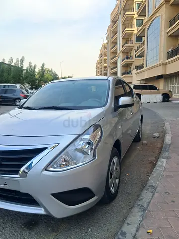 Nissan Sunny  2020