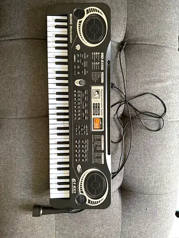 Toddler Kids Keyboard 61 keys with Mic