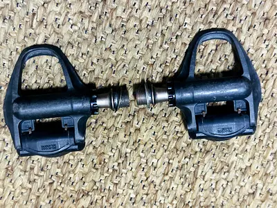 SHIMANO 105 PD-R7000 SPD- SL road bikes pedals