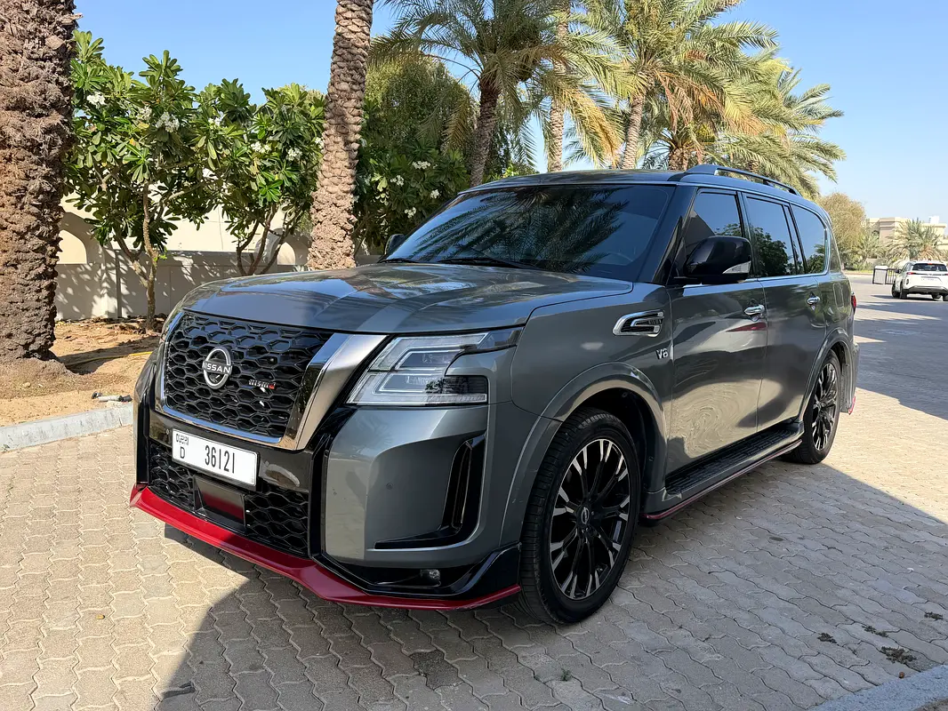 Nissan Armada 2019 — photo 1 of 8