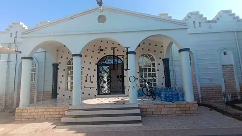 High-Capacity Staff Accommodation | Efficient Layout | Well-Maintained Labour & Staff Housing