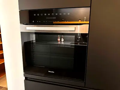 Miele H 7264 B Oven seamless design with clear text display and PerfectClean. Built-in 60cm