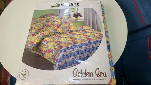 Golden Era King Size Bedsheet Set - Floral Print (New, Sealed)