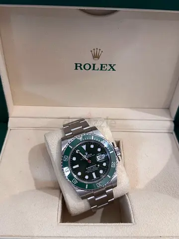 Rolex Submariner Hulk (Green Dial  Bezel) - Stainless Steel - With Box and papers 2019