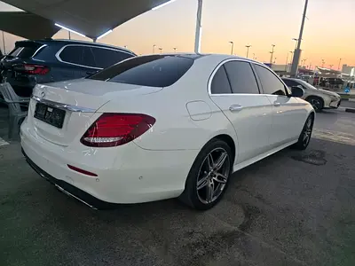 2019 Mercedes-BENZ E-CLASS photo 7