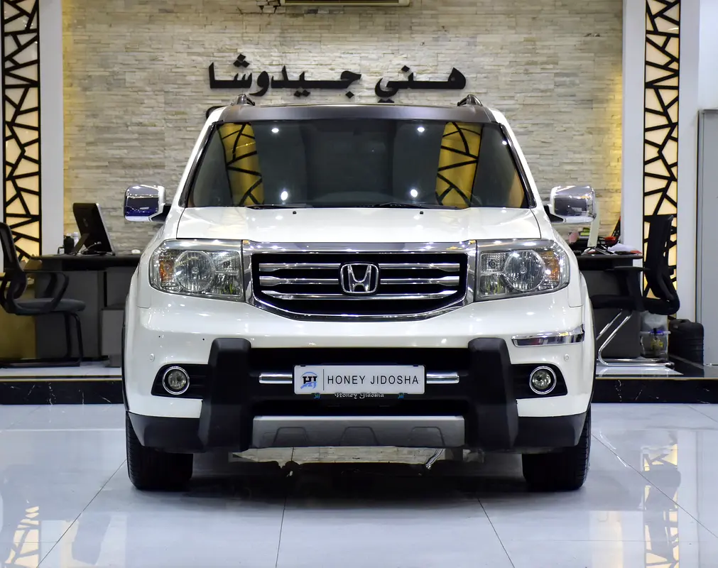 Honda Pilot 2015 — photo 1 of 18