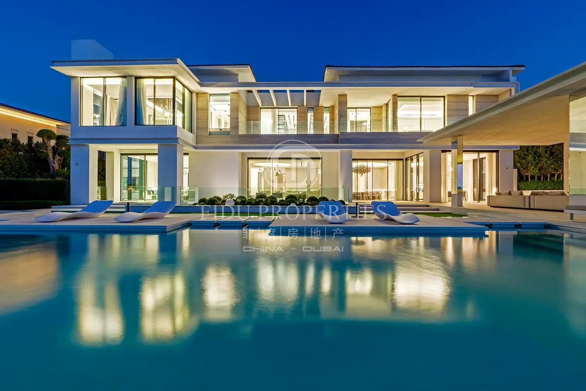 Custom Built 7 Bedrooms Mansion On The Golf Course