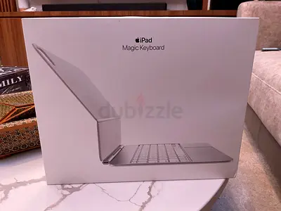 Apple iPad Magic Keyboard (boxed) - Good condition only coffee stains