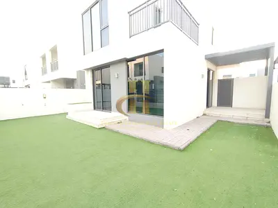 4BR Townhouse-Single Row-Close to Pool-No Agent