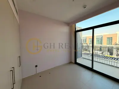 Close to Park & Pool | Modern 3BR | Ready to Move