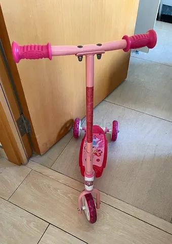 Disney kids scooter