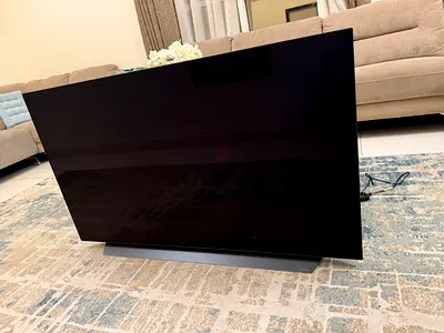LG 65’’ OLED 4K HDR Smart TV 2021 with Box