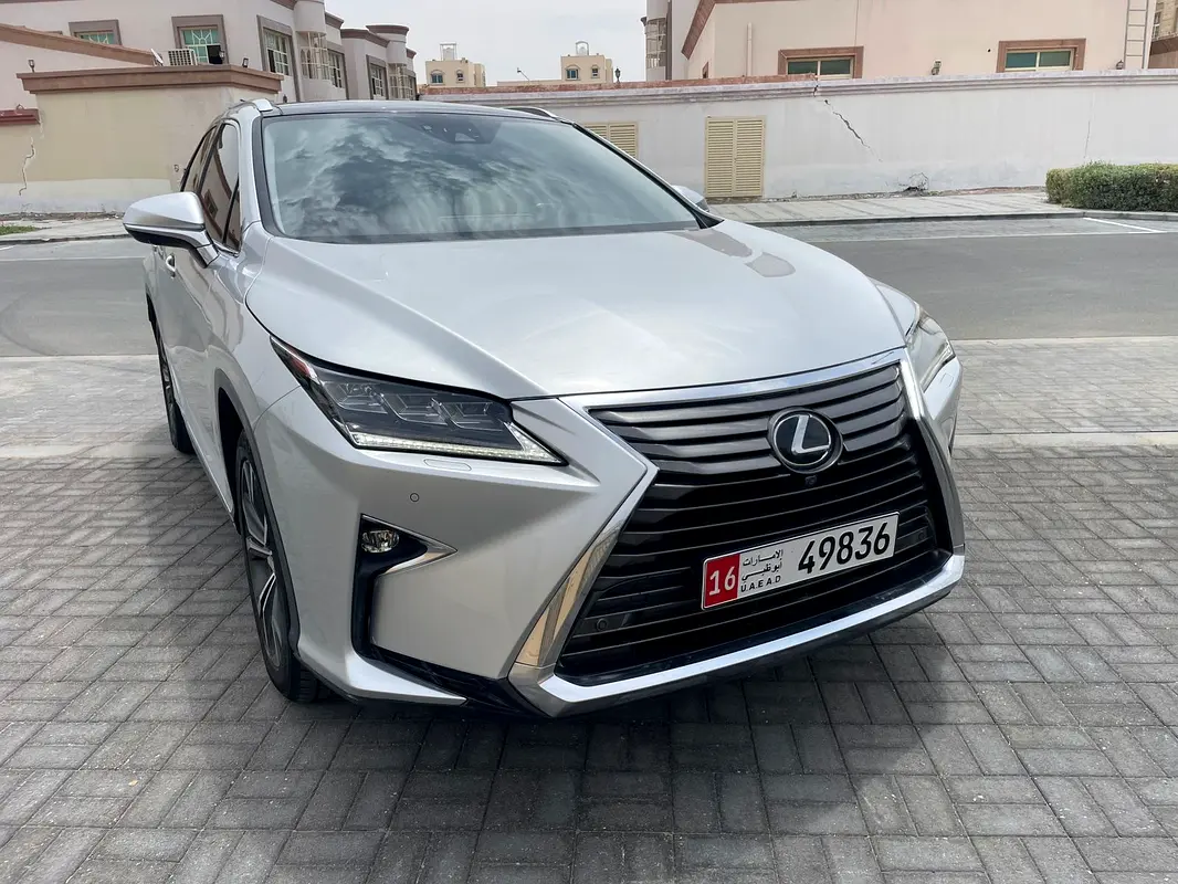 Lexus RX-Series 2017 — photo 1 of 9