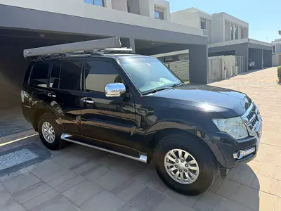 Mitsubishi Pajero GLS 2015 GCC Specs - Well Maintained SUV