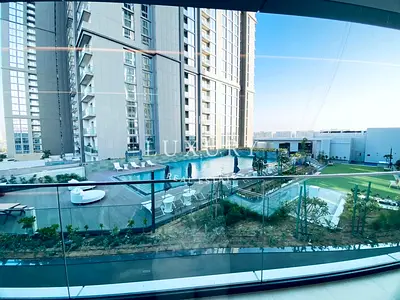 Elegant 3BR | Large Layout | Prime Location