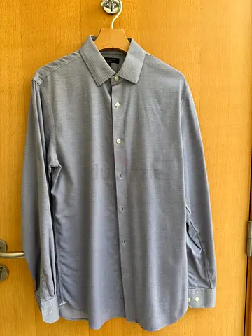 Light grey long-sleeve mens dress shirt - size M. Banana Republic