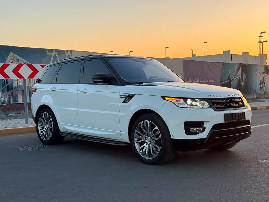 Land Rover Range Rover Sport 2015 — photo 1 of 12