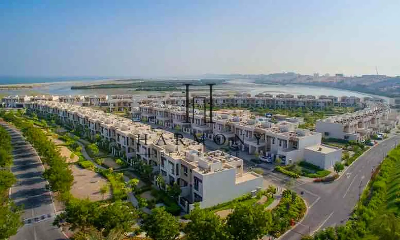 Mangroove view I 2 Parking spaces | Maid’s Room | Garden, Pool & Study Room