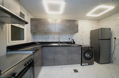 Hallroom with Balcony