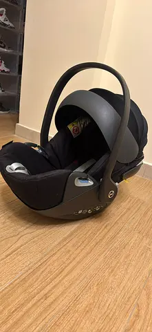 Cybex baby car seat