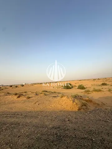 الأرض بعائد استثماري قوي وخيارات بناء متعددة