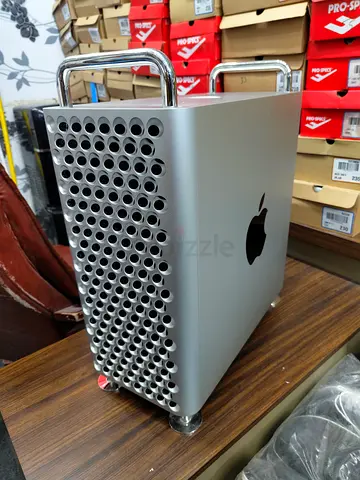 Mac Pro Tower 2019 3.3 GHz 12-Core Intel Xeon W