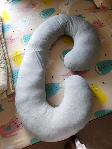 Body Pillow/ Preganancy Pillow