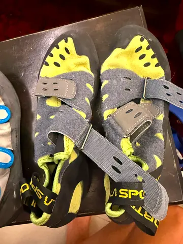 Climbing shoes